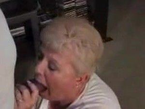 Granny sloppy blowjob